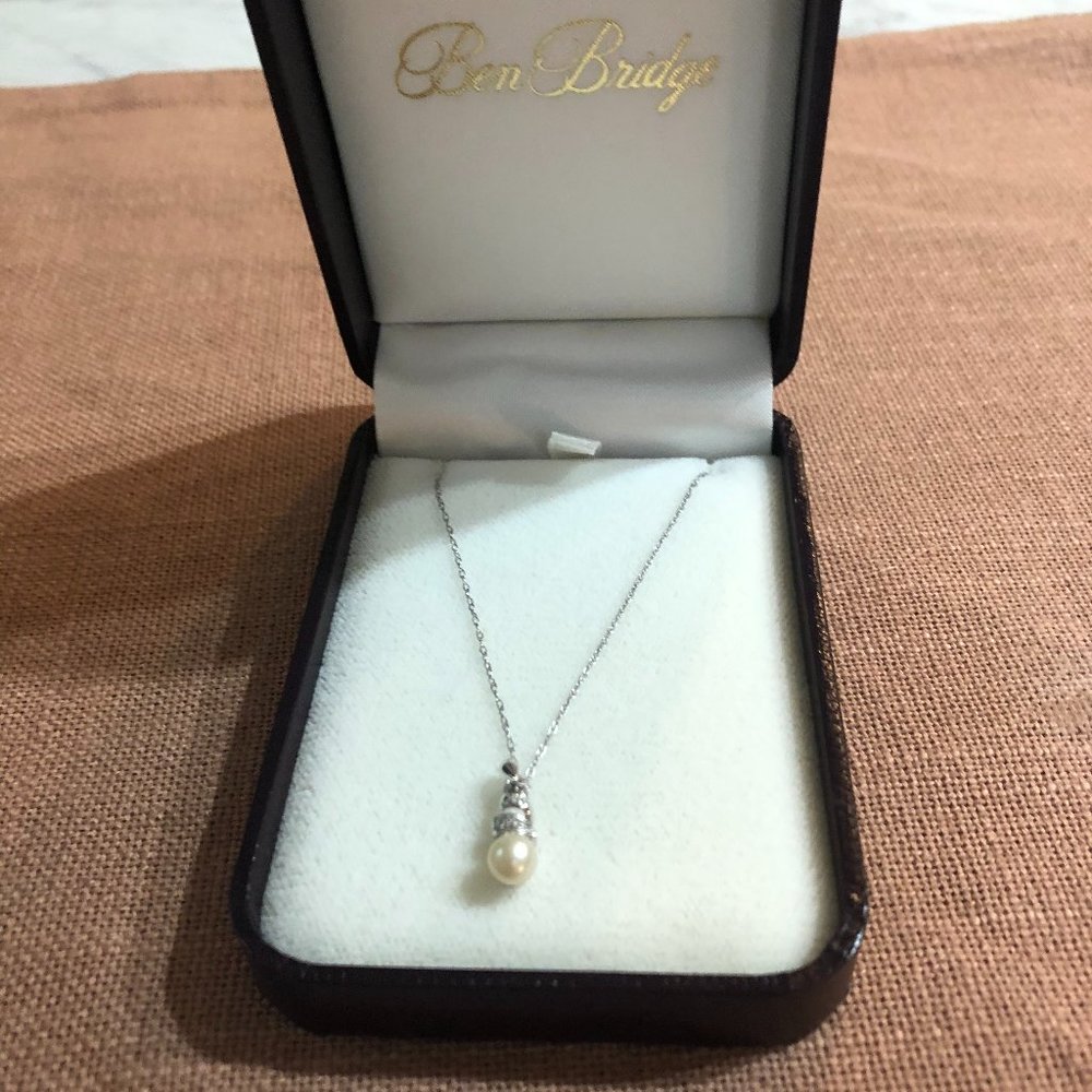 Ben Bridge Pearl Necklace